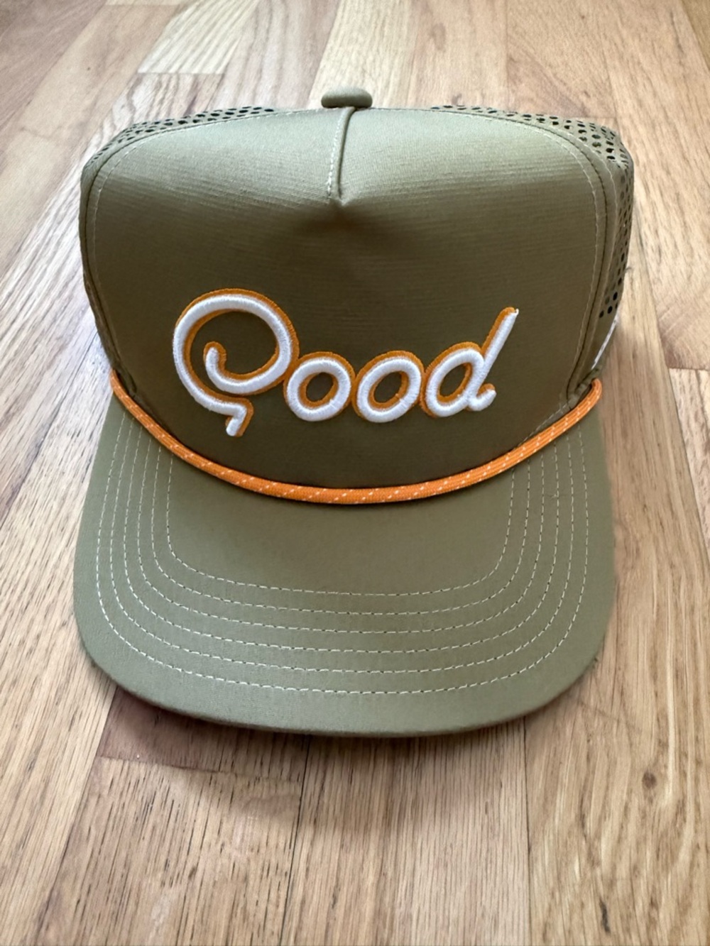 Good good hat new